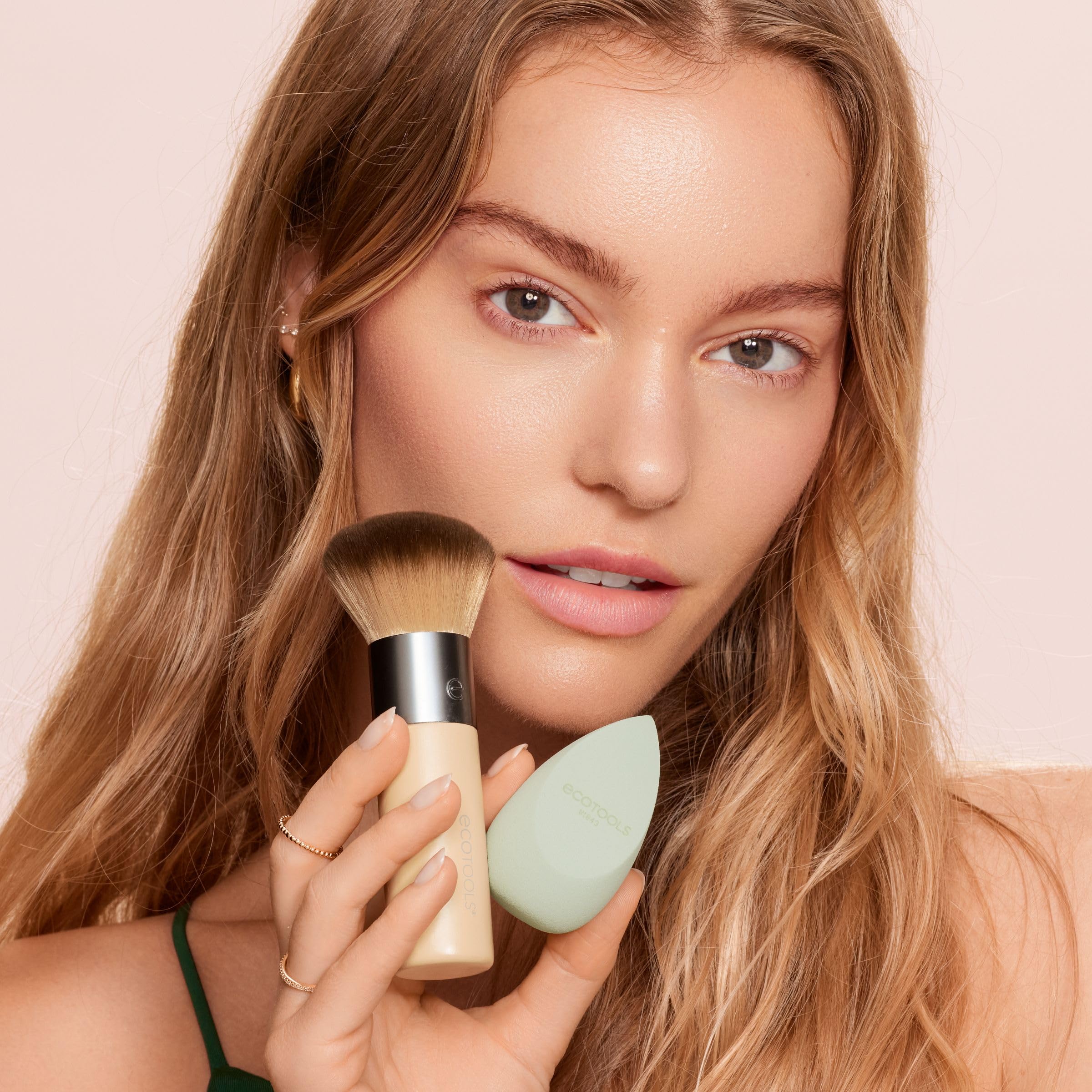 EcoTools Blend + Blur Makeup Brush and Blurring Blender Sponge Duo 9