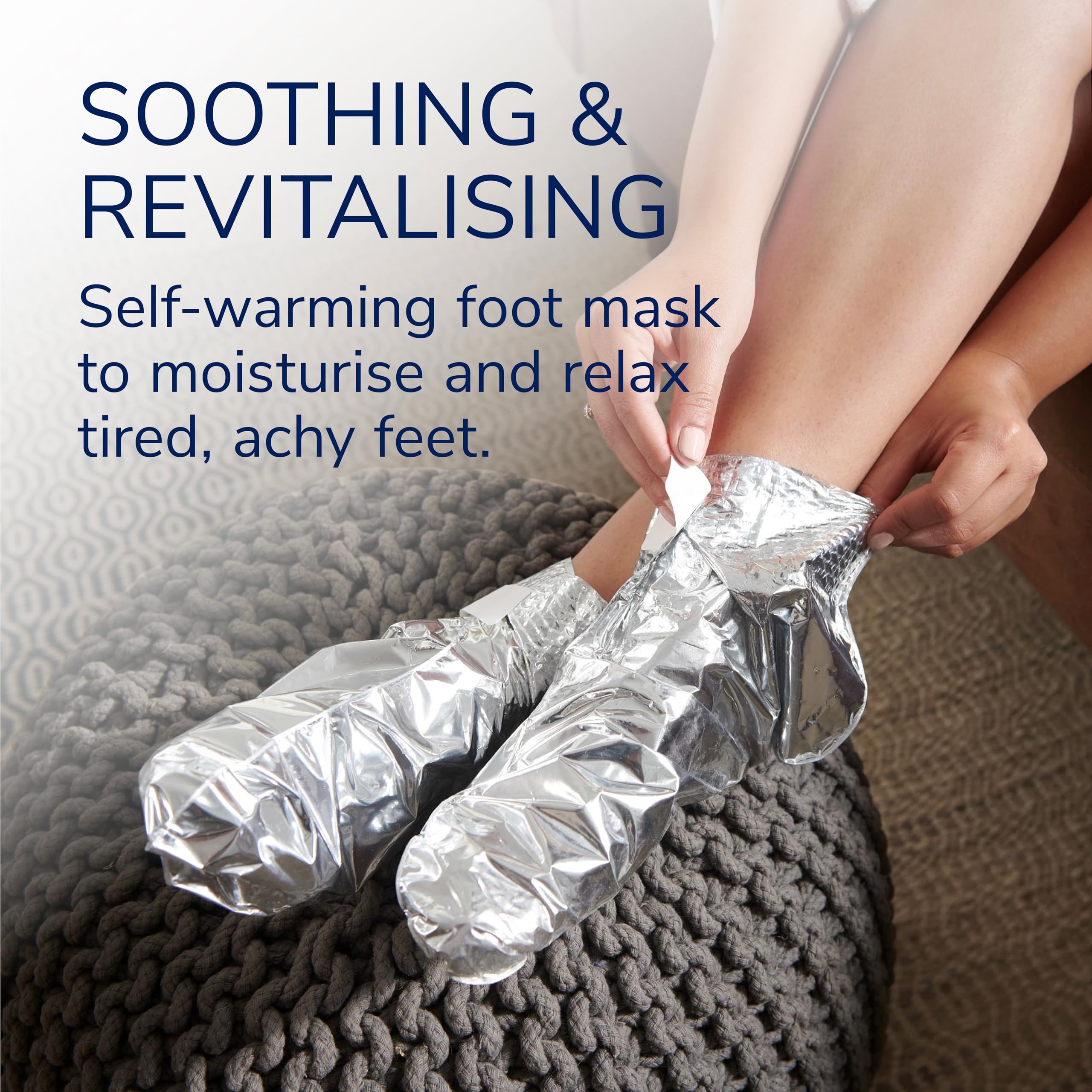 Dr. Scholl's Soothing and Revitalising Foot Mask with Lavender & Menthol