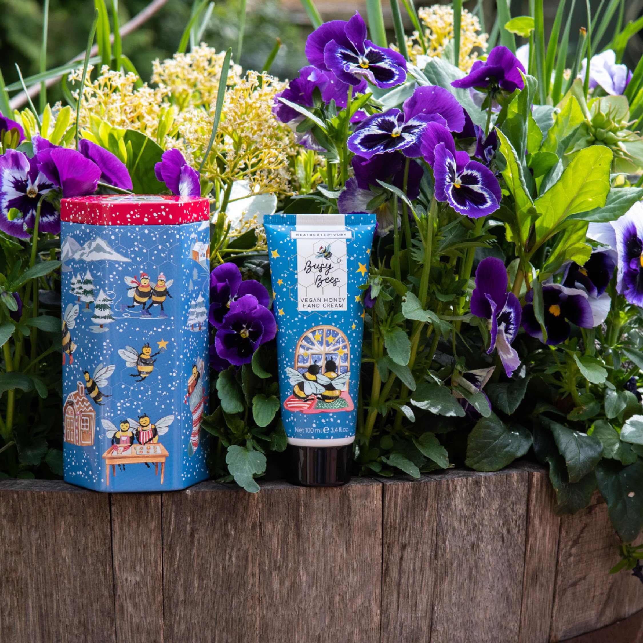 Heathcote & Ivory Busy Bees Thyme & Honey Vegan Hand Cream in Reusable Tin 100ml 7