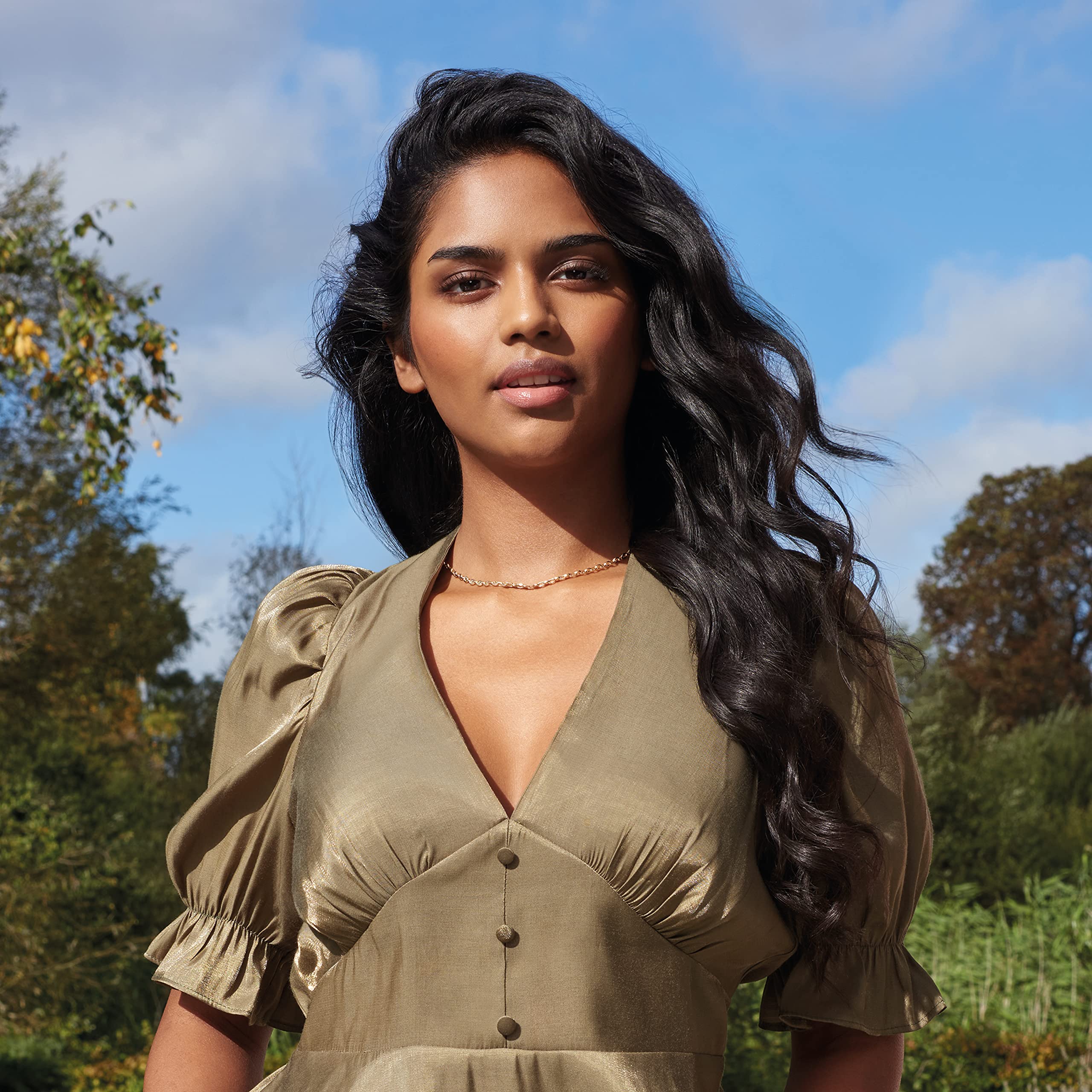 BaByliss Titanium Brilliance Konischer Lockenstab 32–19 mm – Professioneller Lockenstab für lockere Locken und sanfte Wellen, titanbeschichteter Stab, 6 einstellbare Temperaturstufen bis 210 °C, schnelles Aufheizen, 2358U