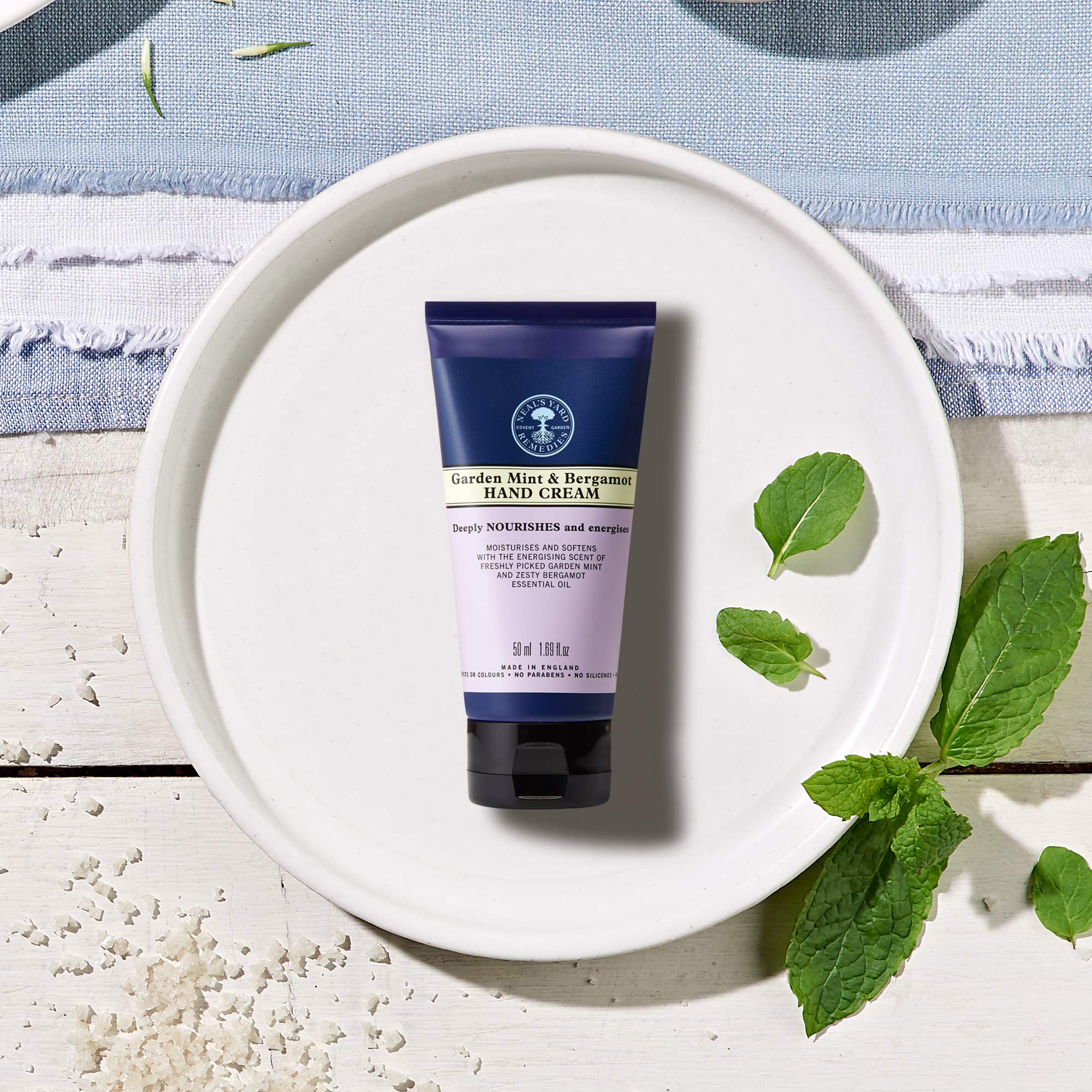 Neal's Yard Remedies Garden Mint & Bergamot Hand Cream for Intense Nourishment 3