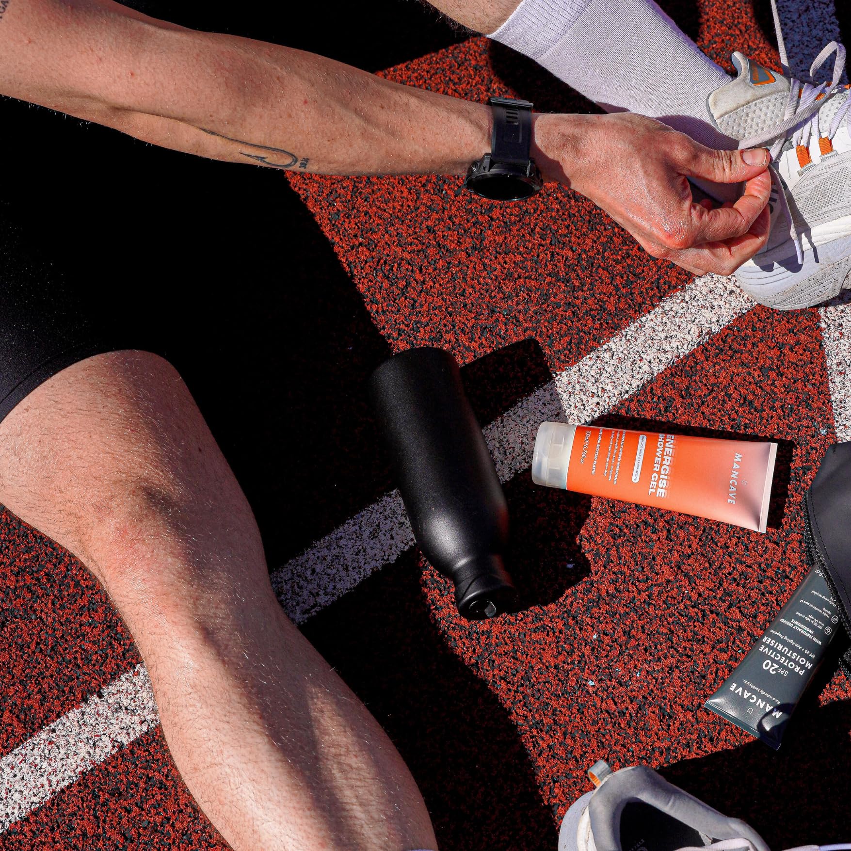 ManCave Energise Shower Gel for Men with Bergamot, Musk, and Sandalwood 5