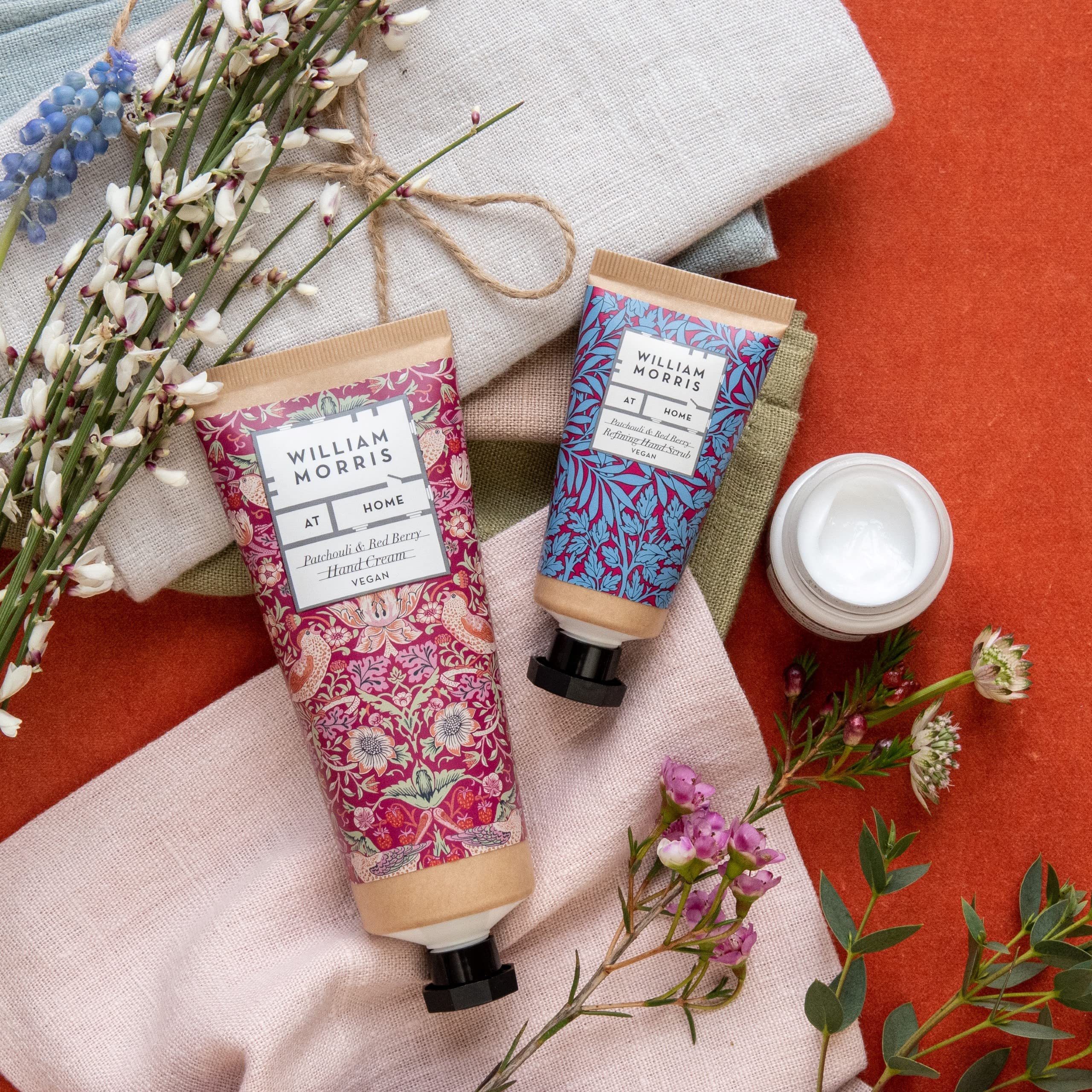 William Morris At Home Hand Care Set: Hand Cream, Hand Scrub & Nail Cream 3